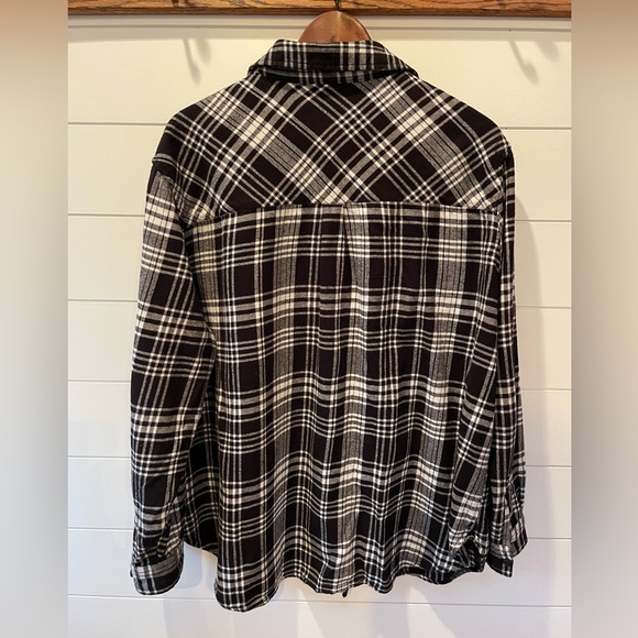 GAP Black and White Plaid Flannel Size XXL - Picture 2 of 8